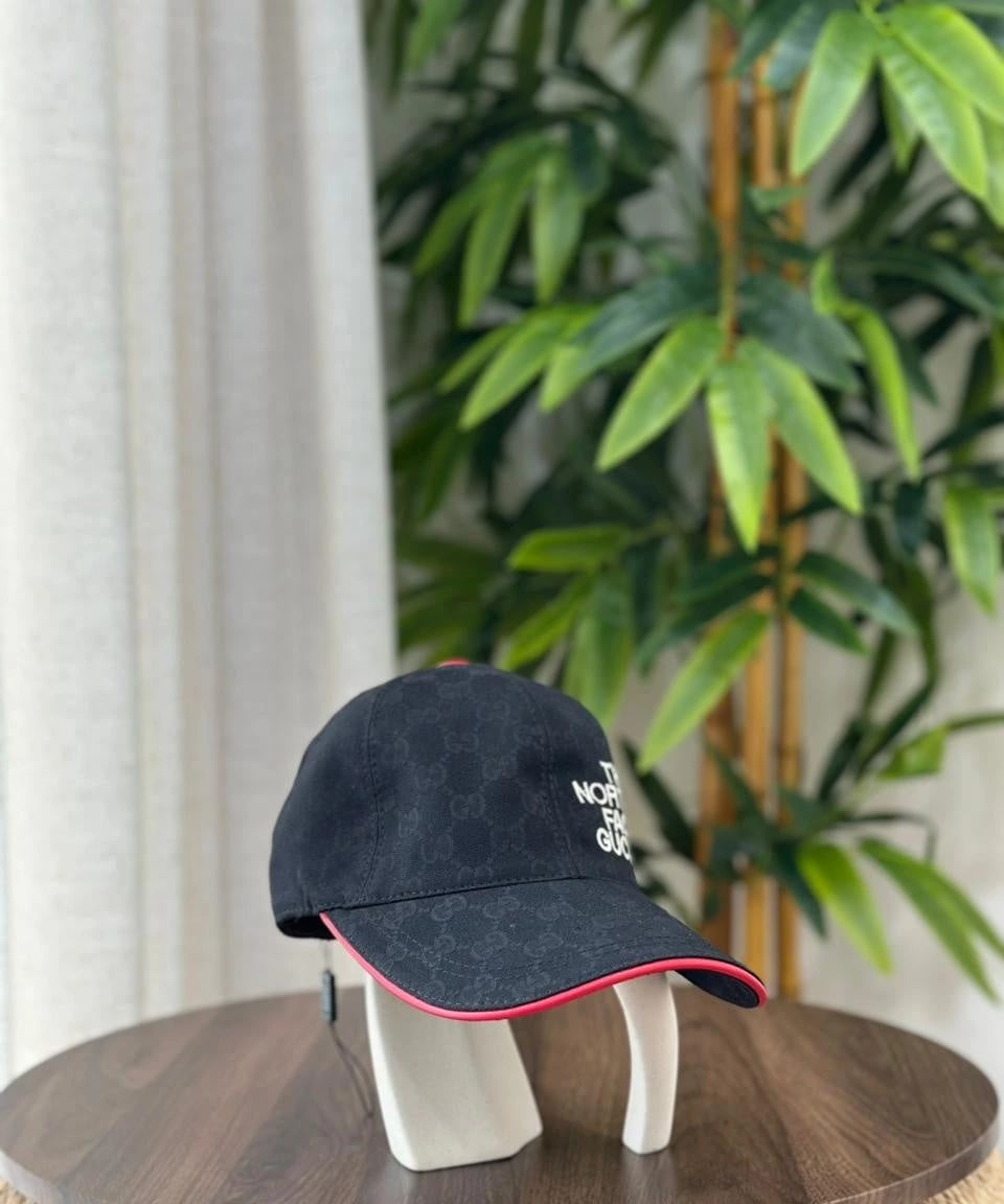 Gucci | GG Canvas Leather Brim Baseball Cap