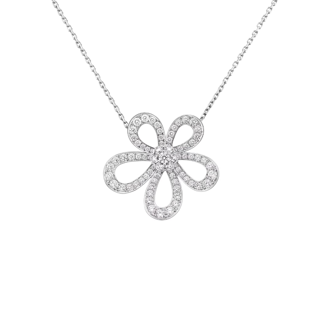 Van Cleef Flower lace Necklace