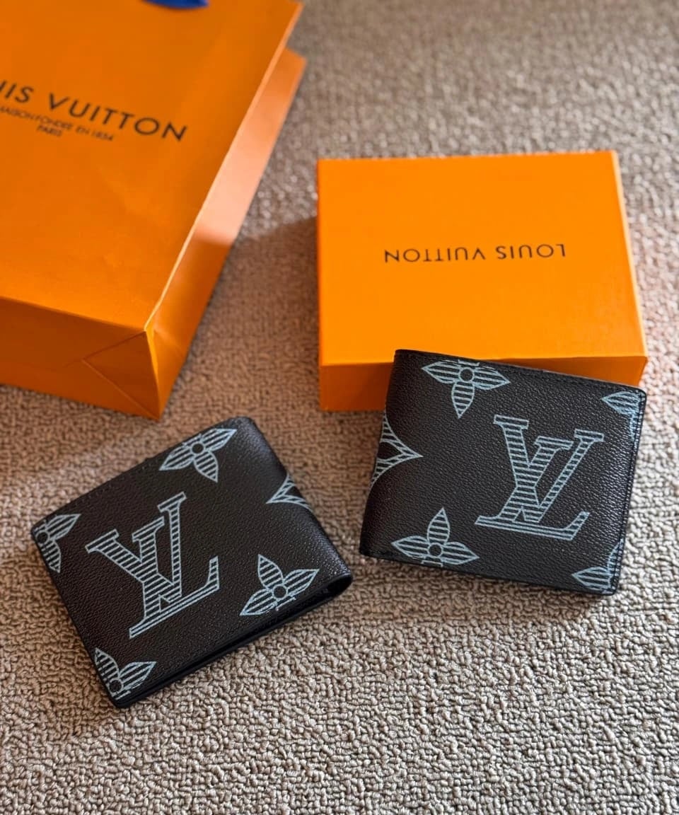 Louis Vuitton | Multiple Eclipse Graffiti Wallet