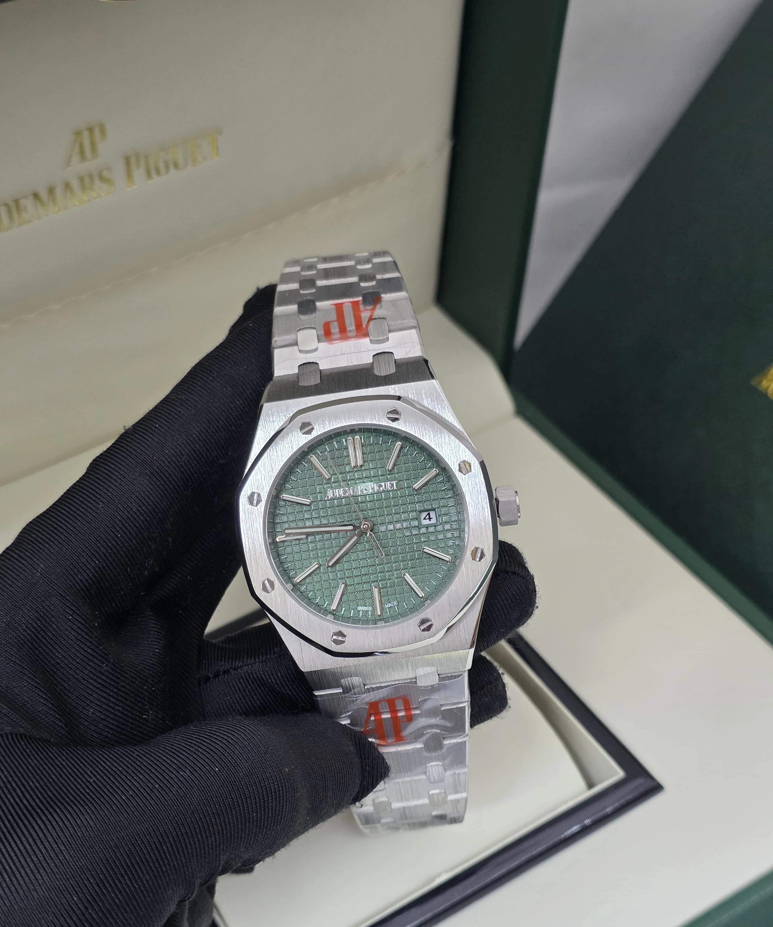 Audemars Piguet | Royal Oak Selfwinding Ceramic Monochromatic Watch