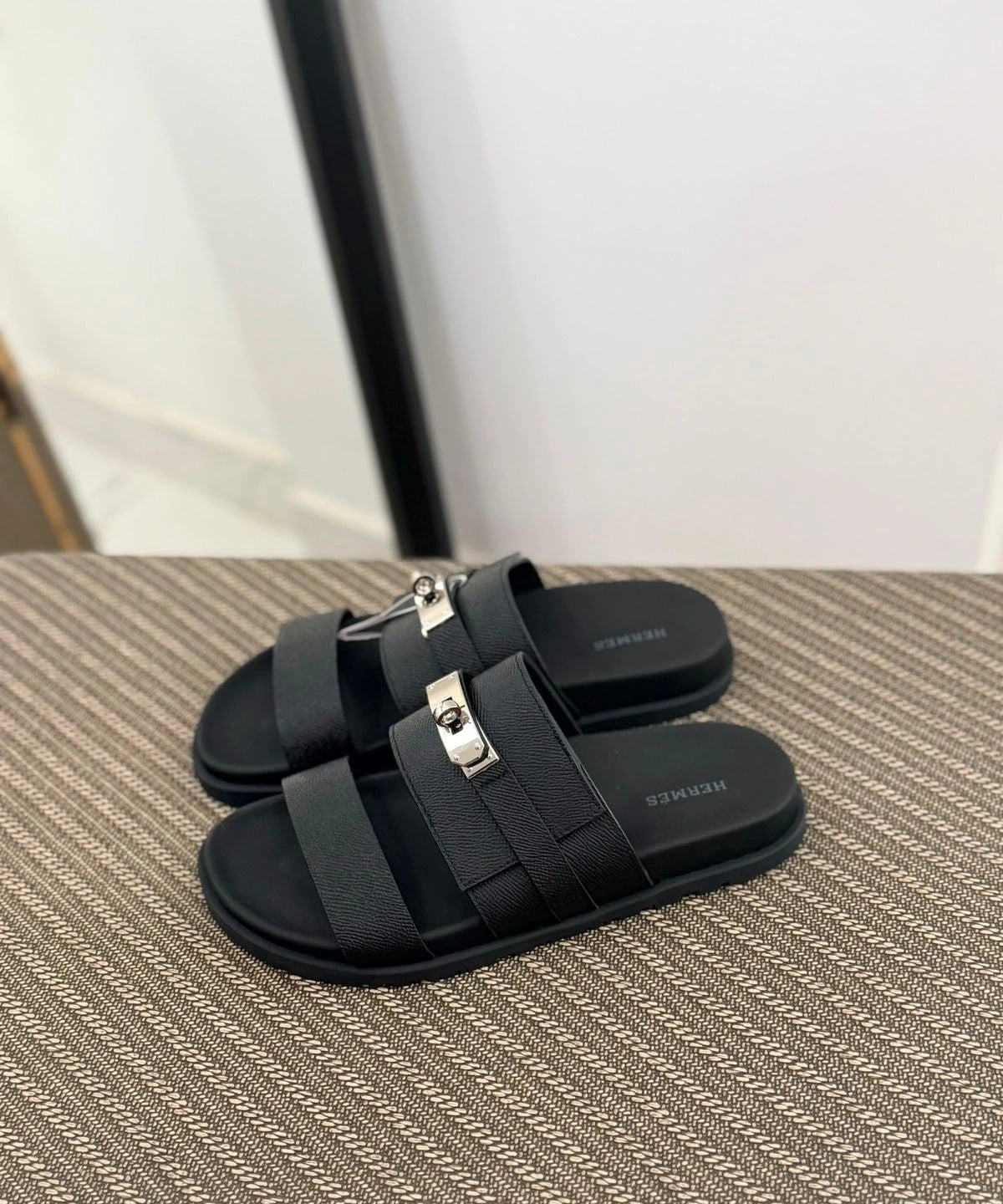 Hermès | Empire Tabac Sandals – Gold / Camel