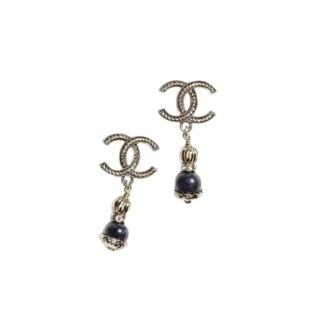 Chanel CC Earrings White/Silver