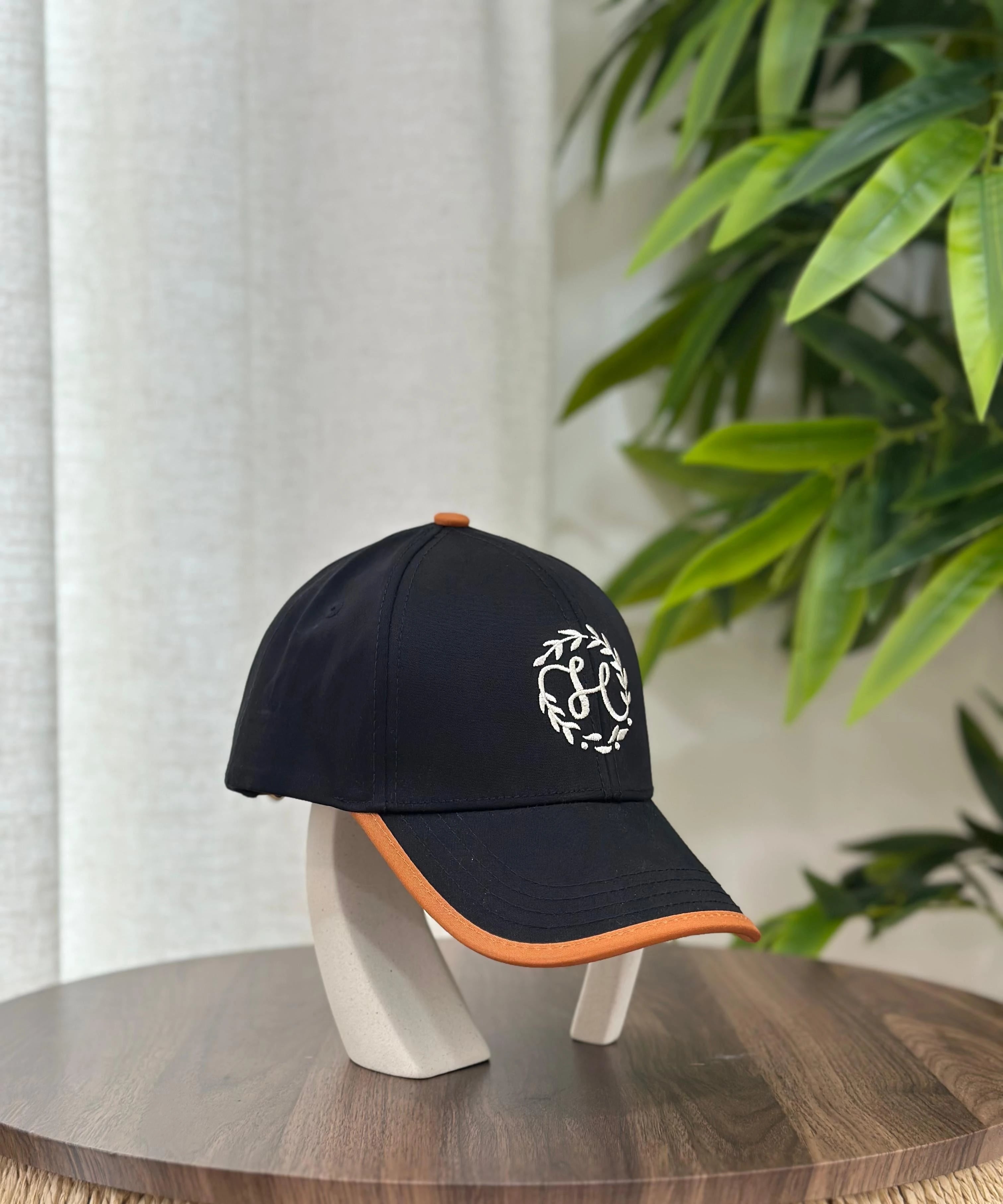 Hermès | Nevada H Cap – Off White