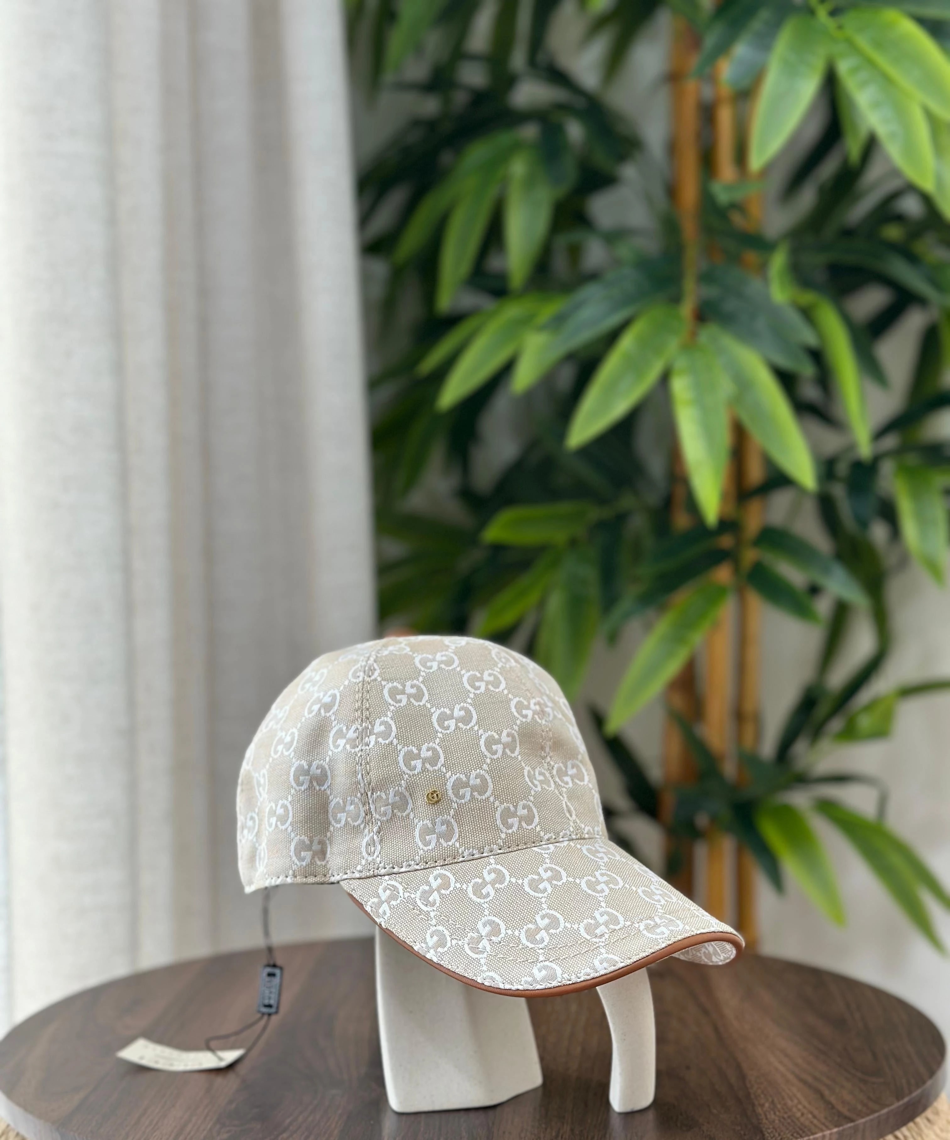 Gucci Cap | GG White