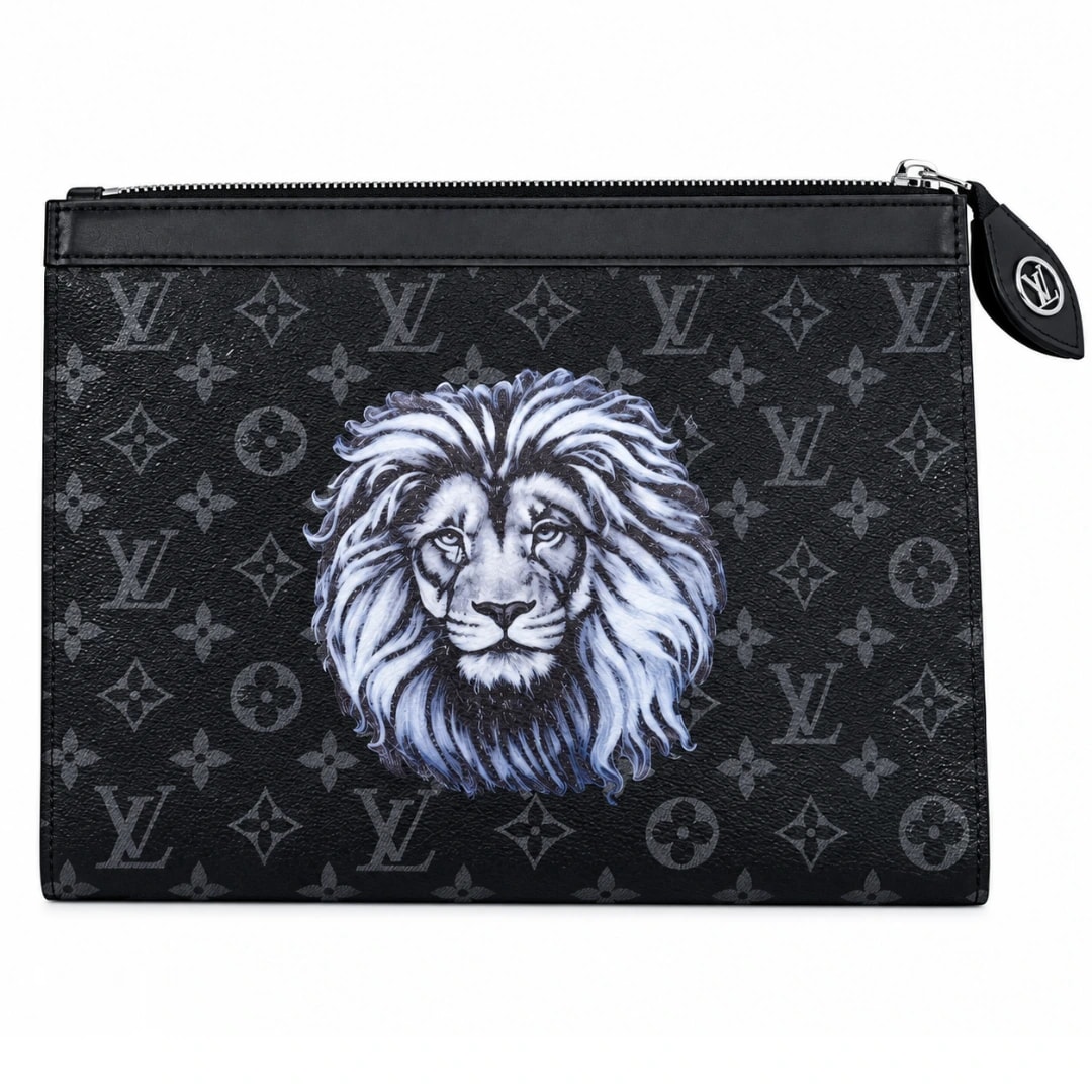 Louis Vuitton Bag | Pouch Savane Lion