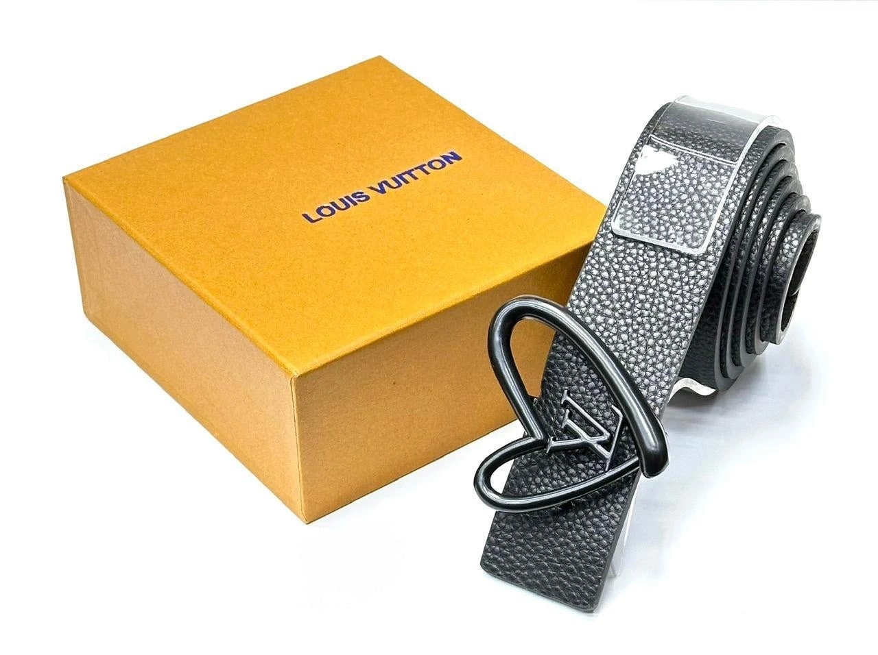 Louis Vuitton | LV Heart Grained Leather Belt