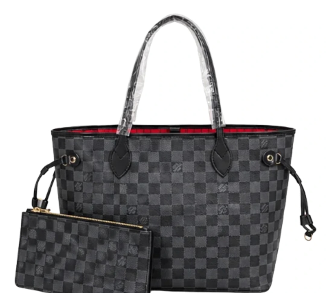 Louis Vuitton Neverfull Damier Bag