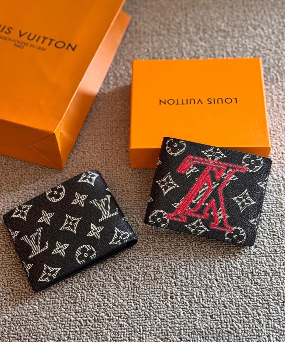 Louis Vuitton | Multiple Surfin Bright Tropical Wallet