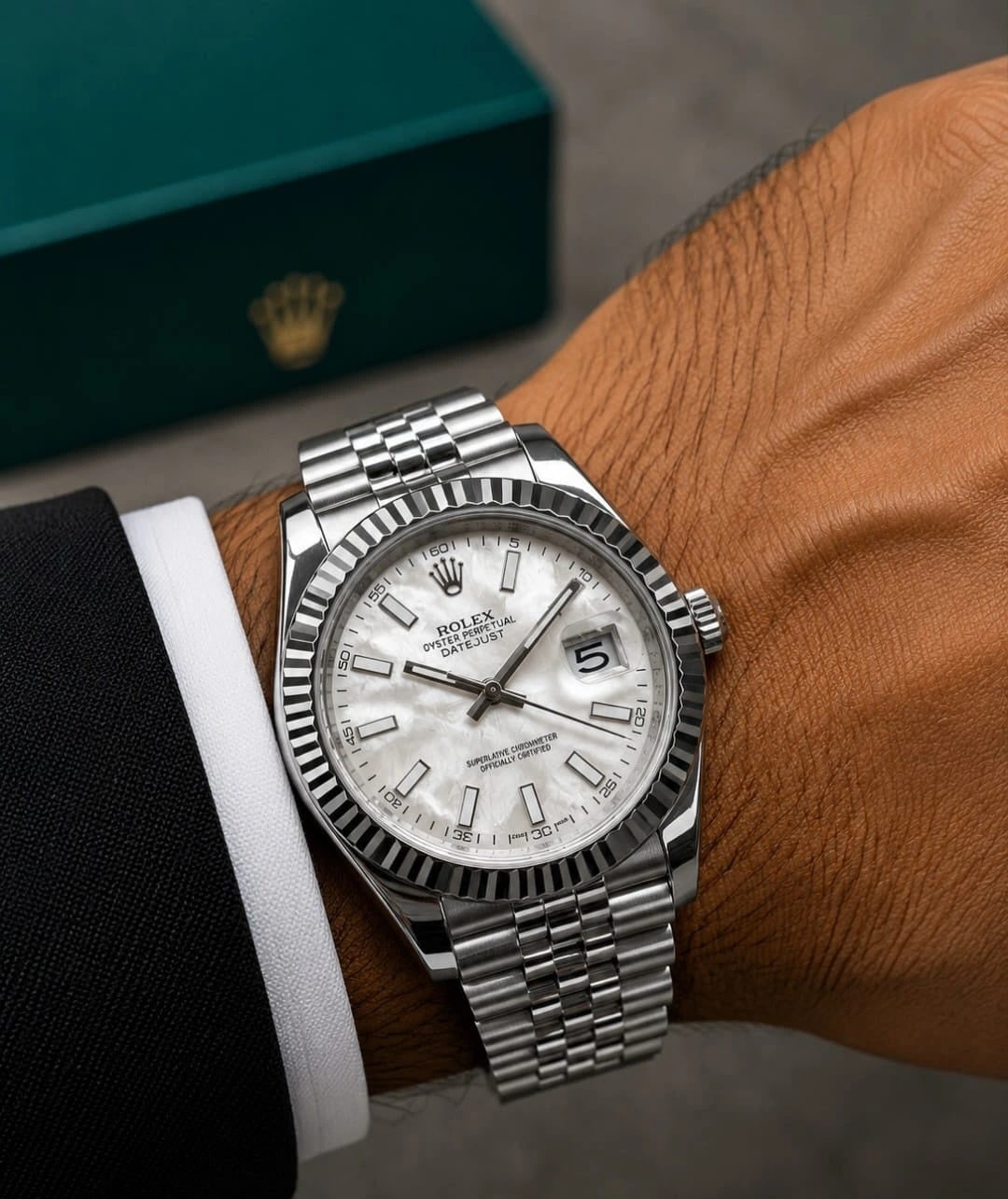 Rolex | Datejust 41 Two-Tone Everose Oystersteel Sundust Watch