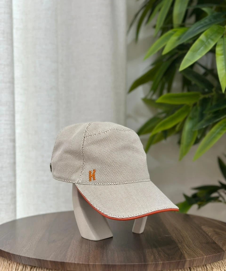 Hermès | Nevada H Circle Cap