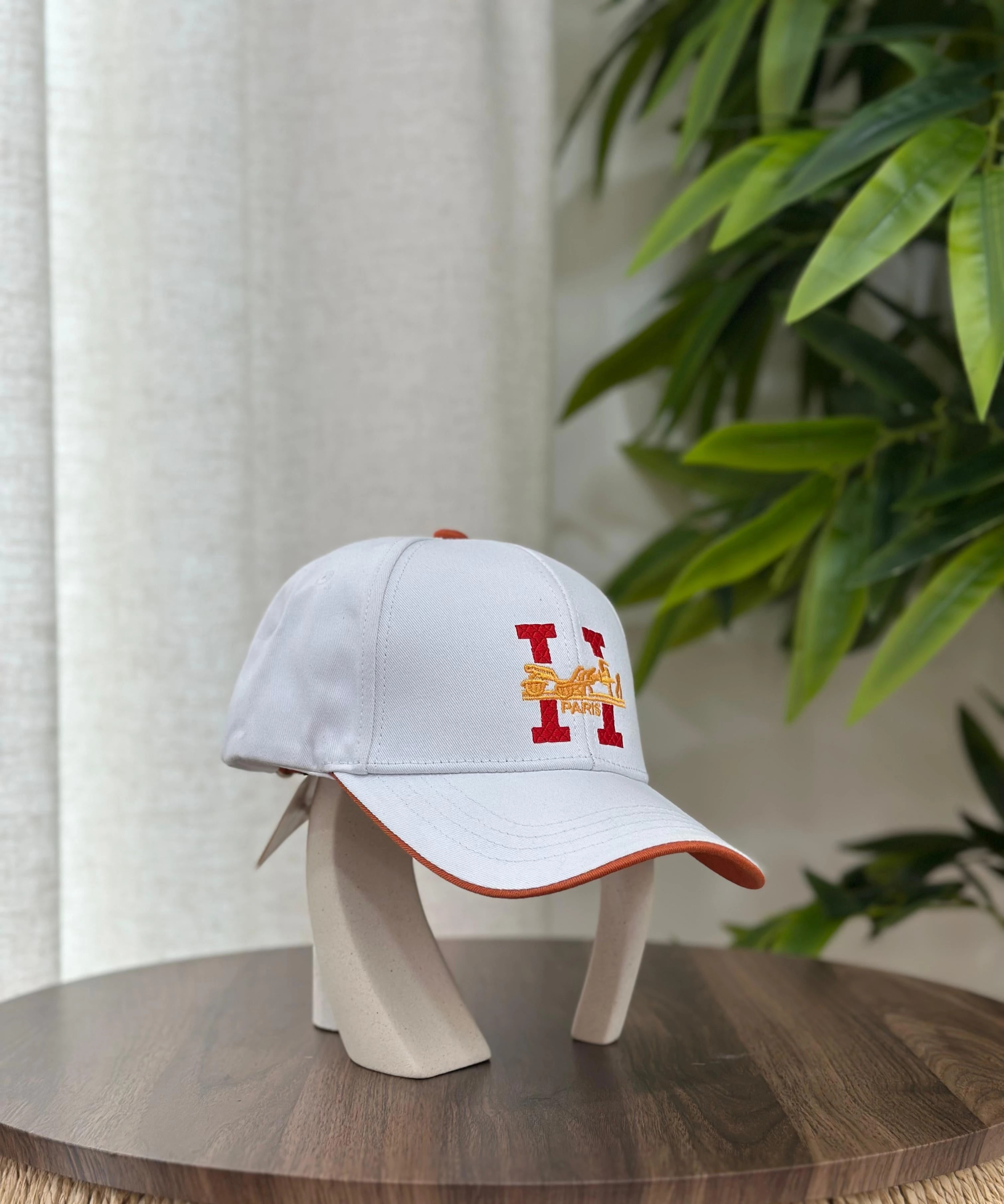 Hermès | Serena H Couronne Cap – Noir / Orange