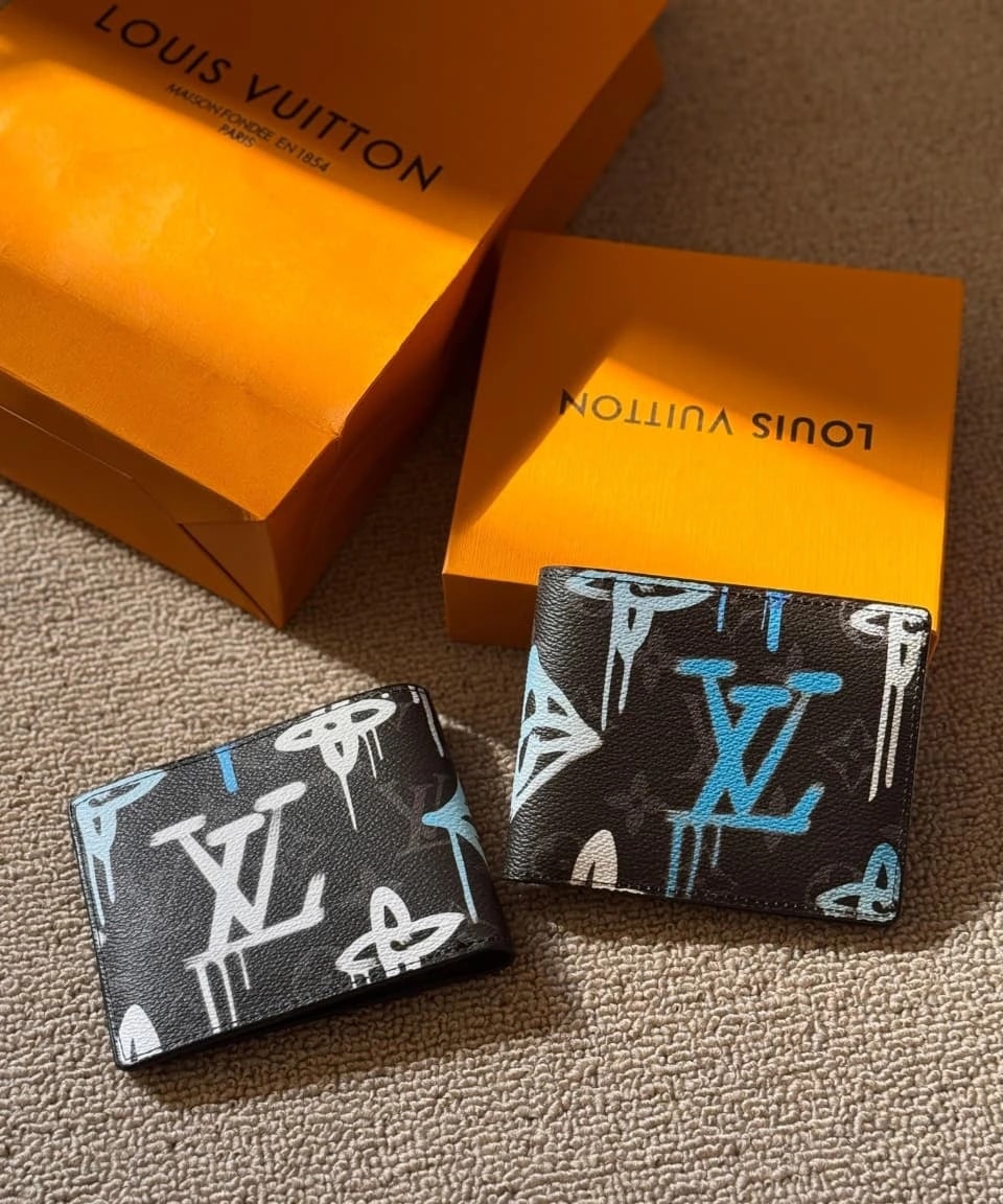 Louis Vuitton | Multiple Camouflage Eye Camo Wallet