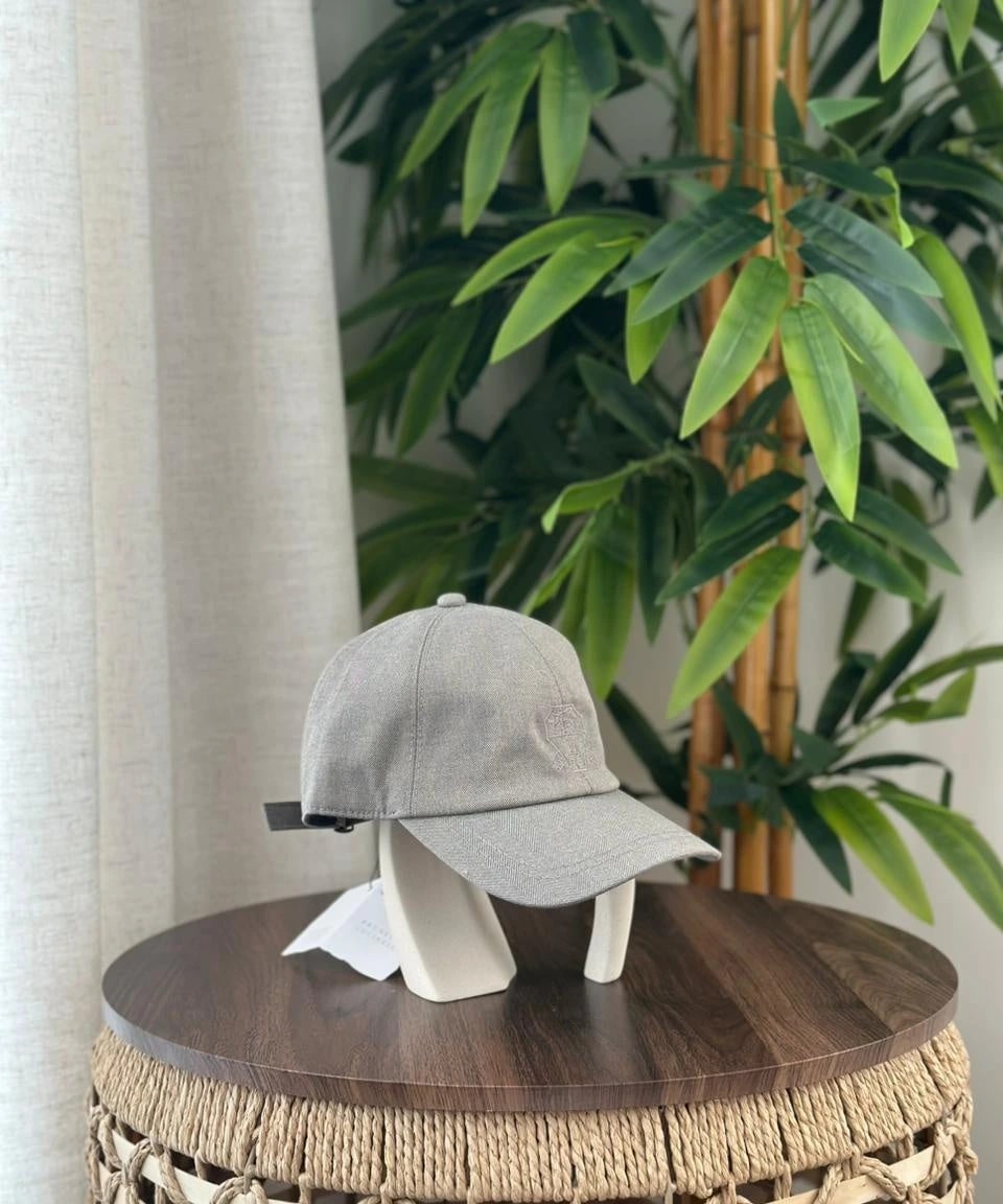 Brunello Cap | Embroidered Crest Grey